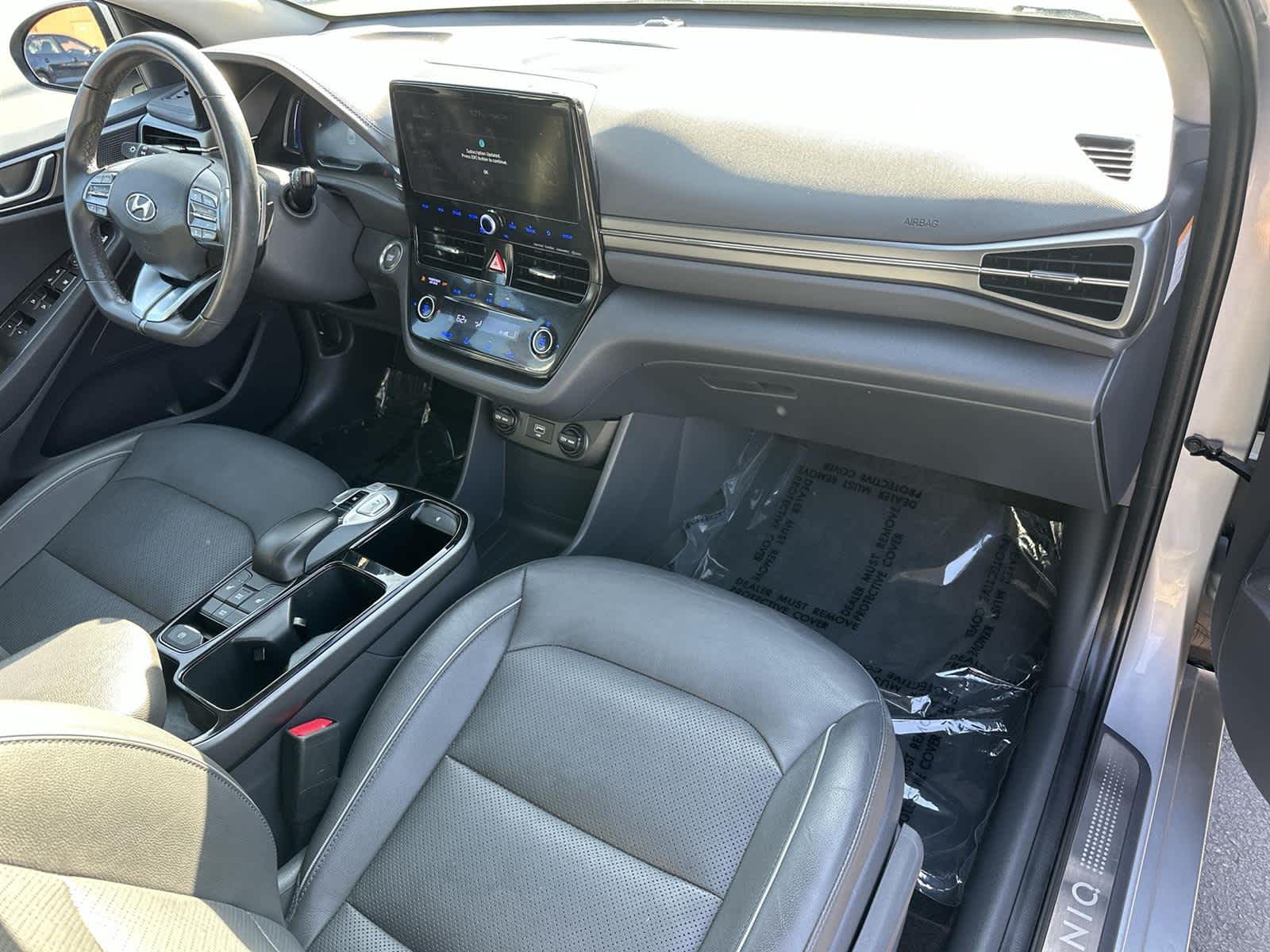 Thumbnail: 2020 Hyundai Ioniq - 12