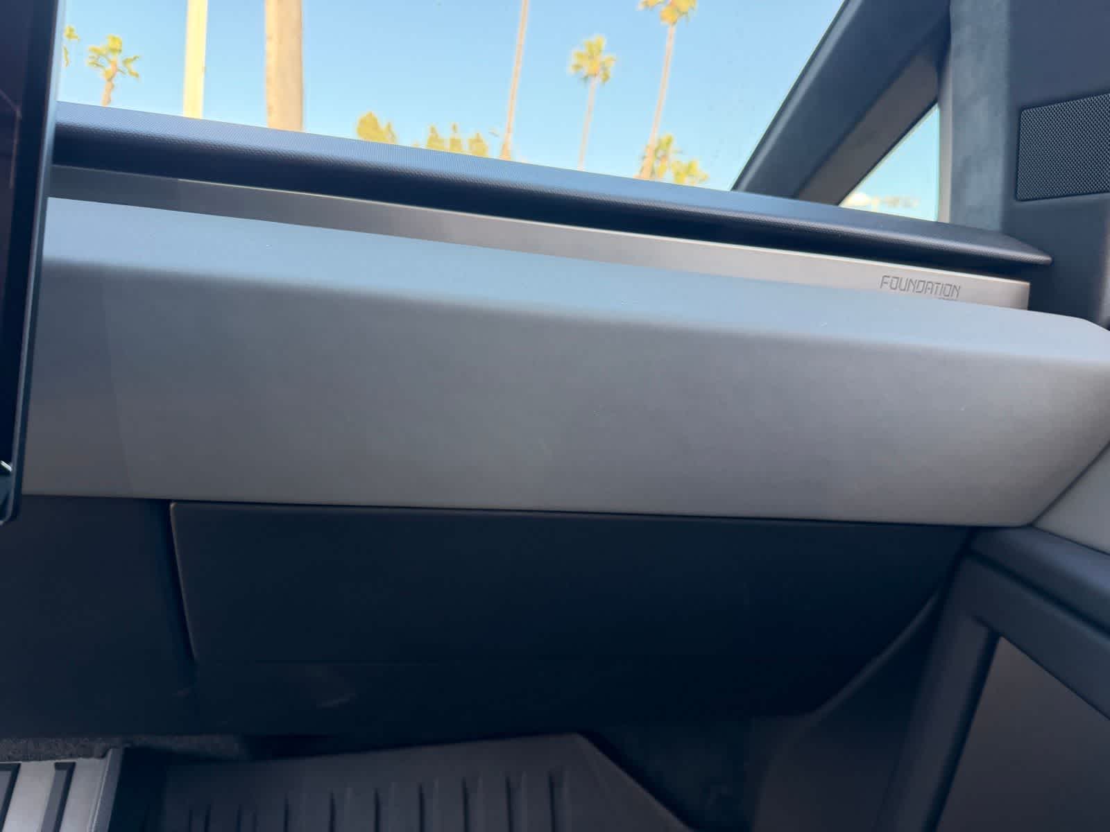 Thumbnail: 2024 Tesla Cybertruck - 15
