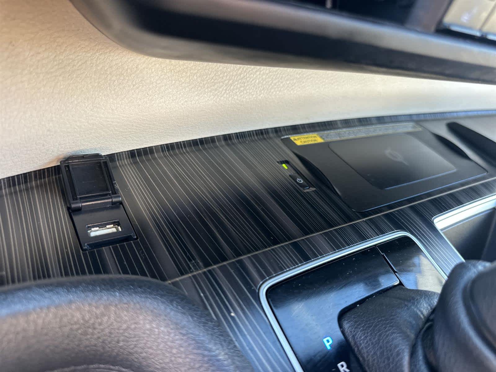 Thumbnail: 2023 Toyota Sienna - 26