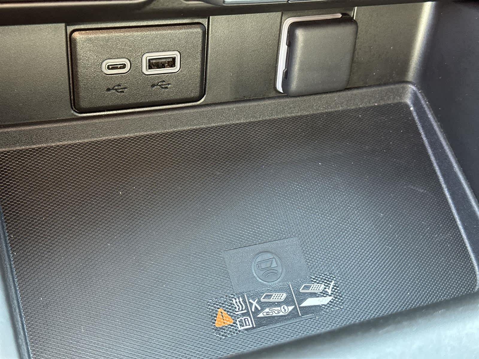 Thumbnail: 2024 Chevrolet Tahoe - 27