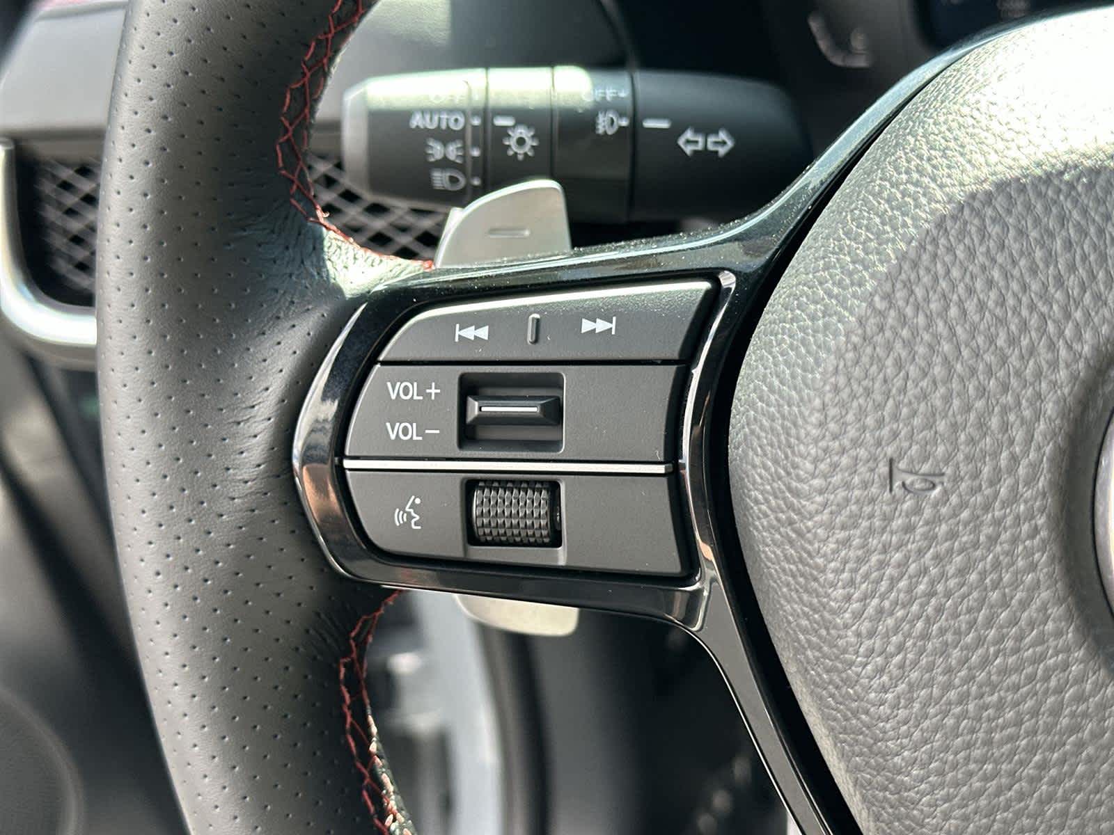 Thumbnail: 2025 Acura ADX - 24