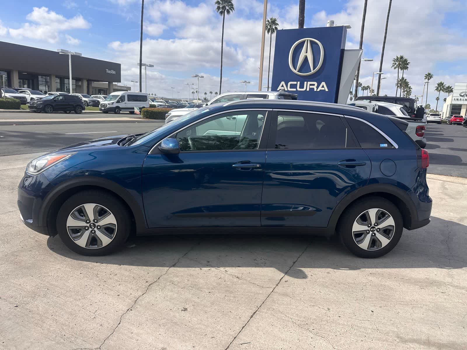 Thumbnail: 2019 Kia Niro - 2