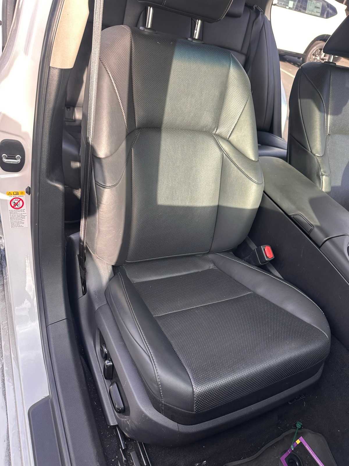 Thumbnail: 2019 Lexus ES - 11