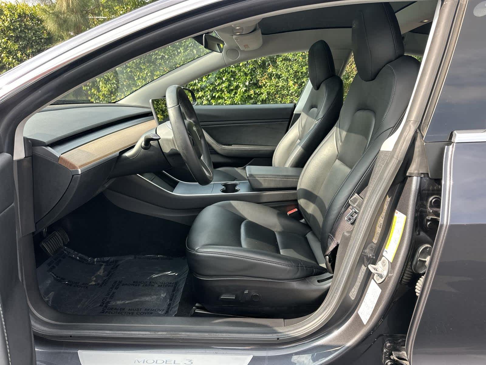 Thumbnail: 2019 Tesla Model 3 - 11