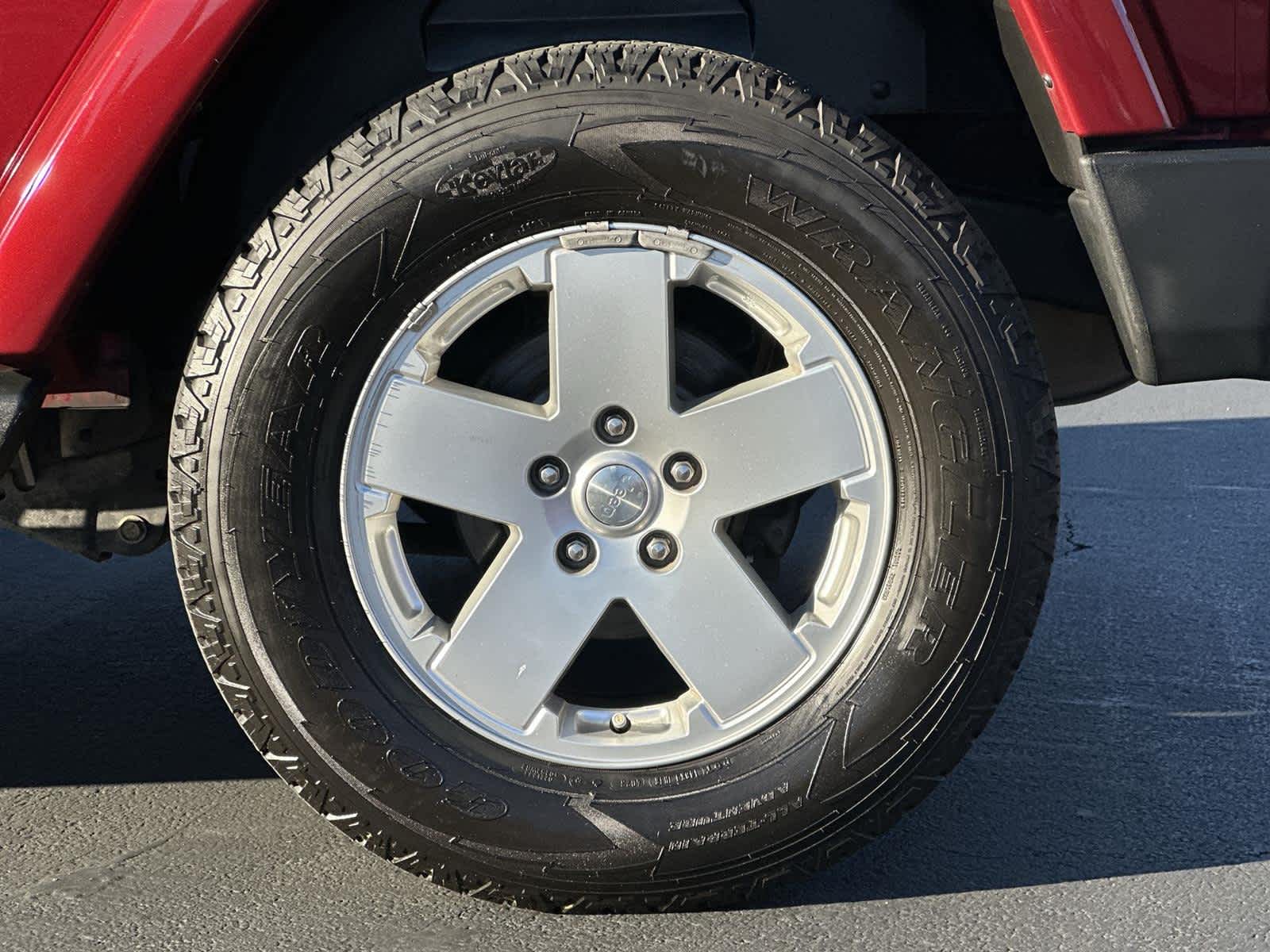 Thumbnail: 2012 Jeep Wrangler - 8