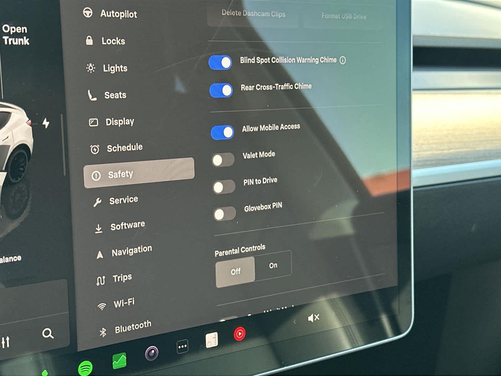 Thumbnail: 2024 Tesla Model Y - 30