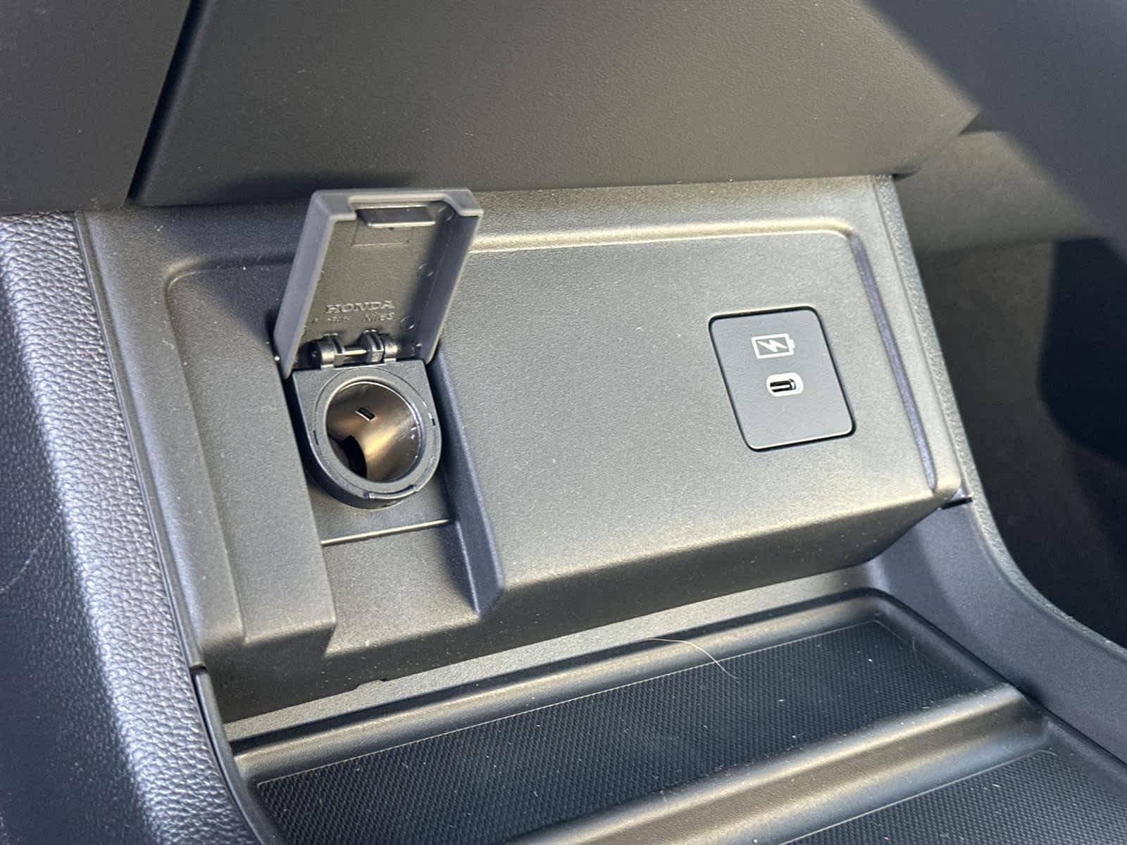 Thumbnail: 2026 Acura RDX - 30