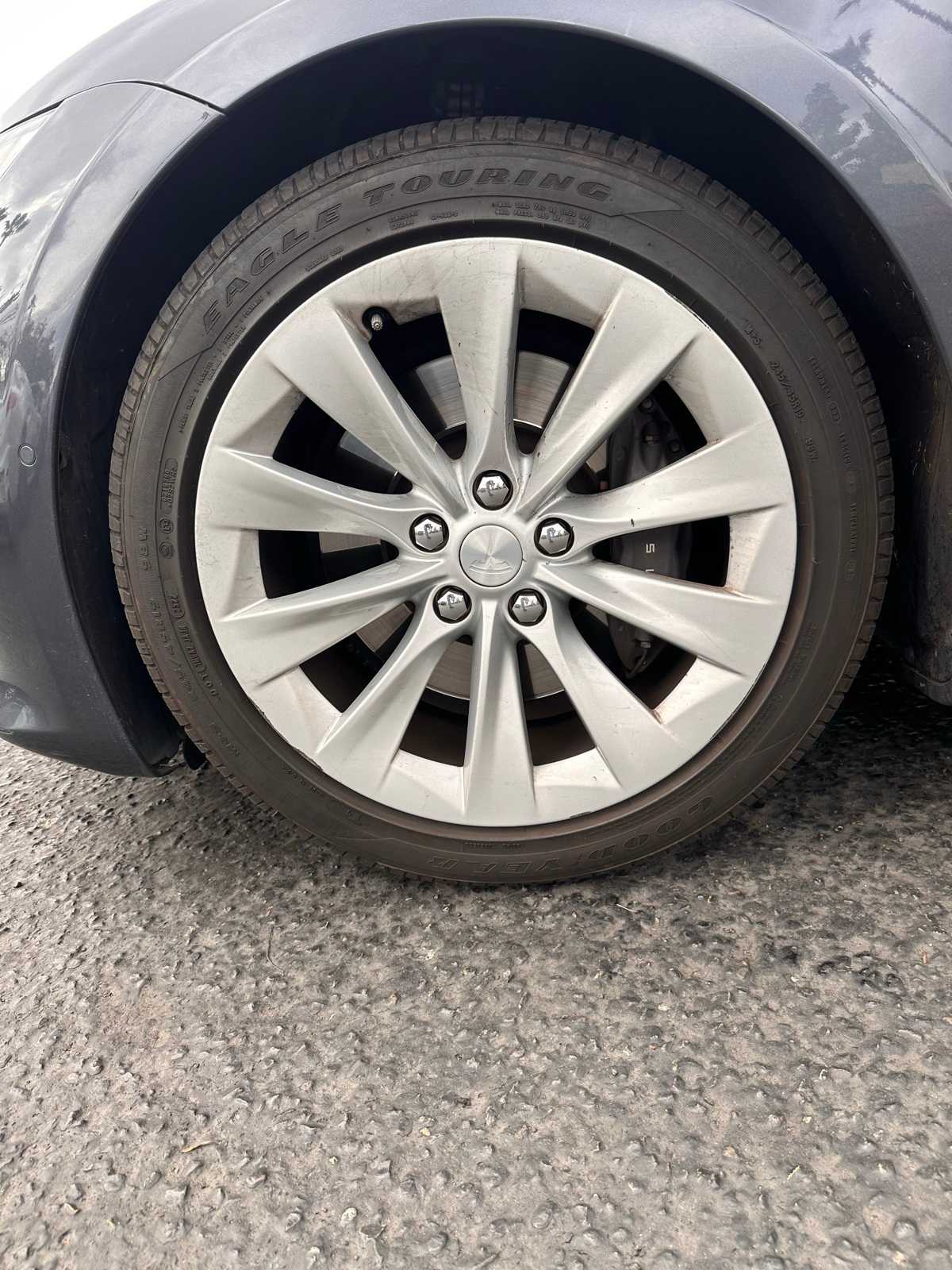 Thumbnail: 2017 Tesla Model S - 9