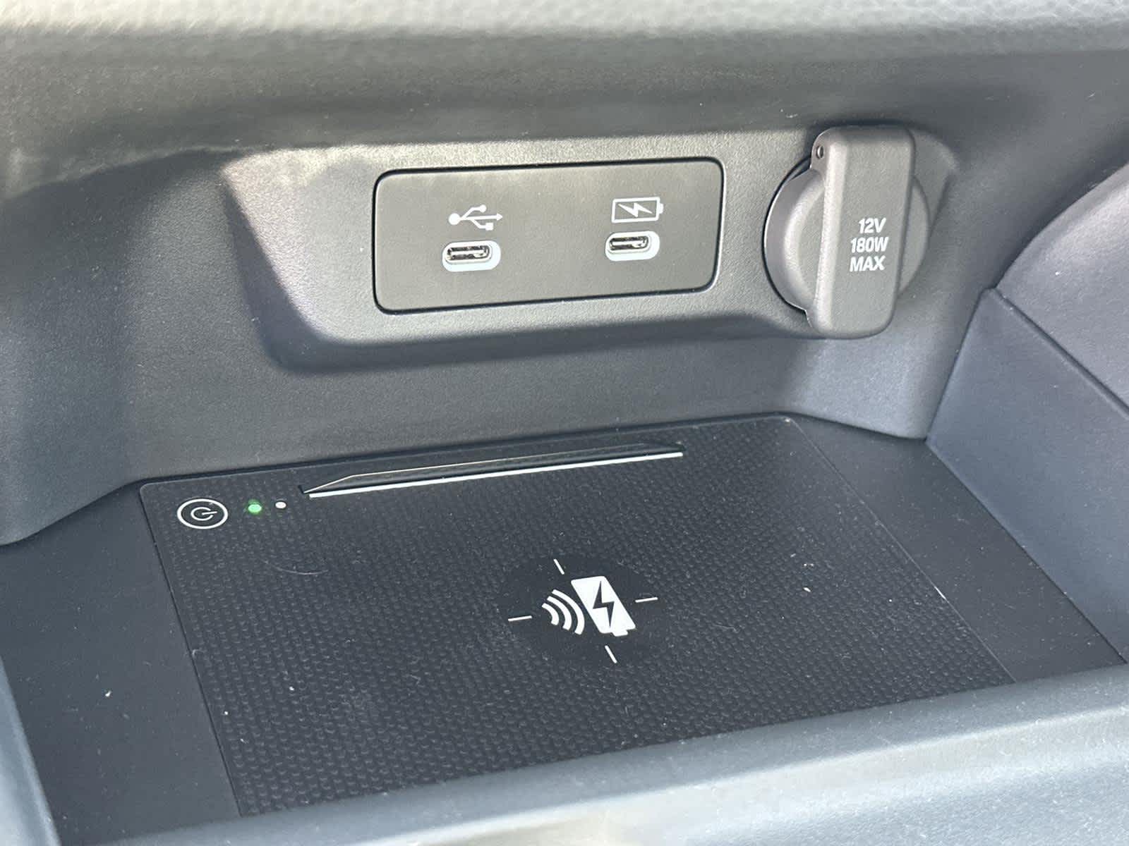 Thumbnail: 2025 Acura ADX - 25