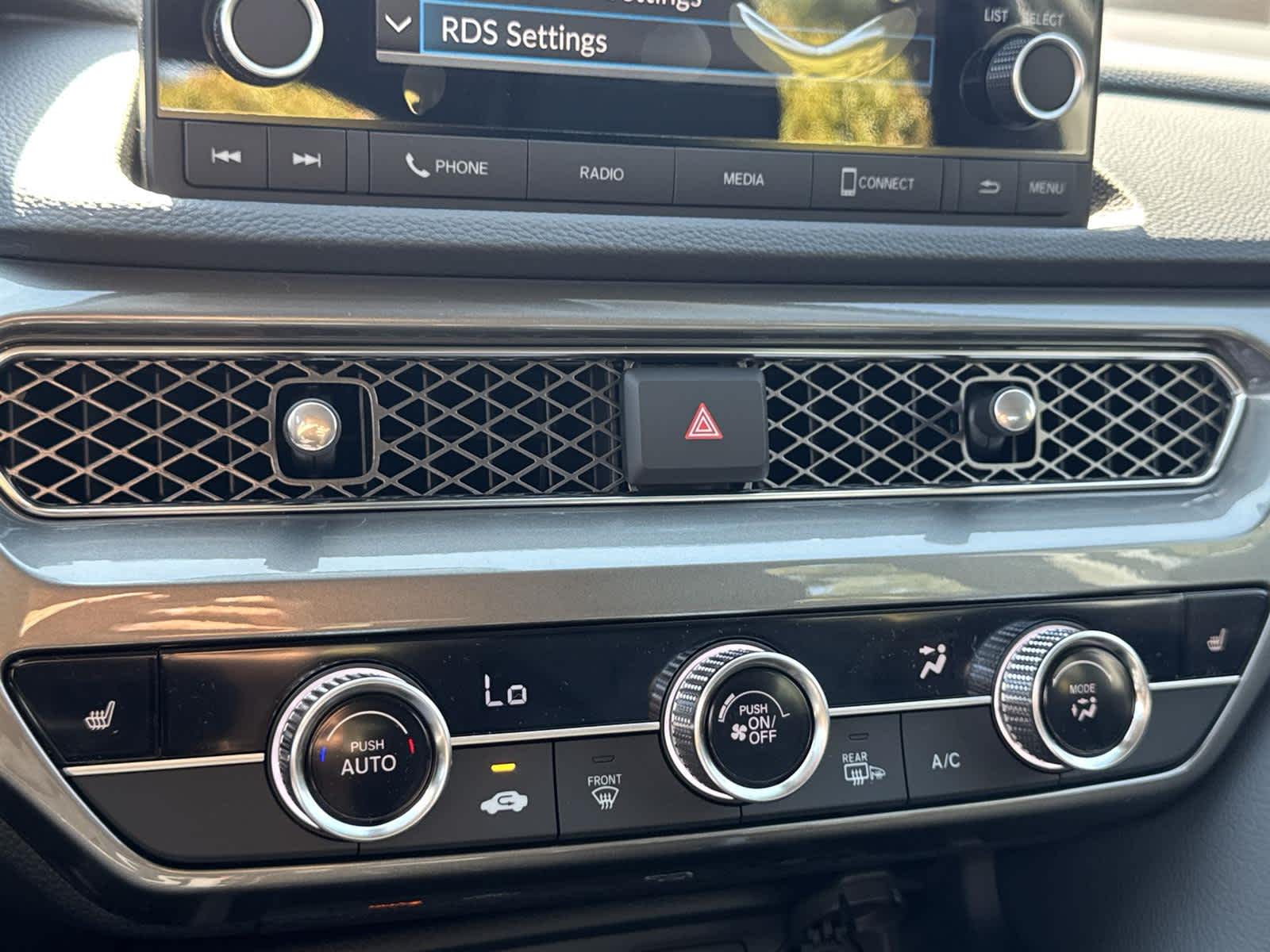 Thumbnail: 2025 Acura Integra - 25