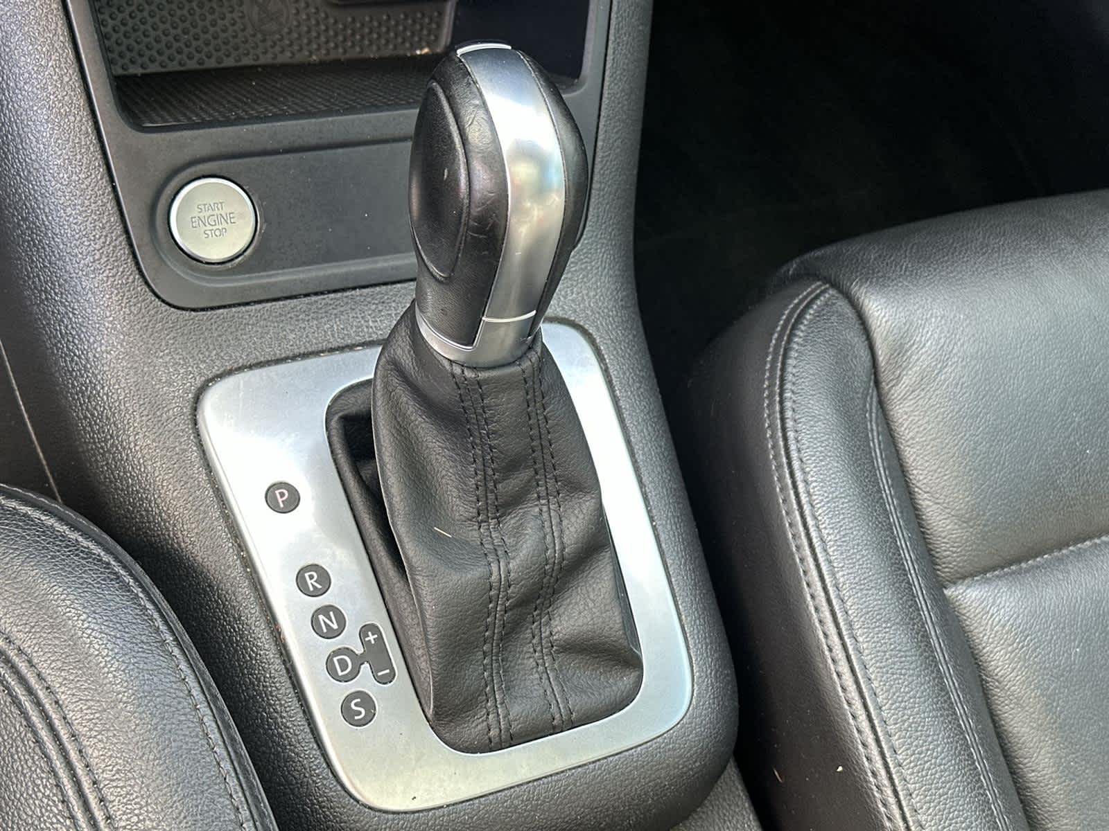 Thumbnail: 2017 Volkswagen Tiguan - 17