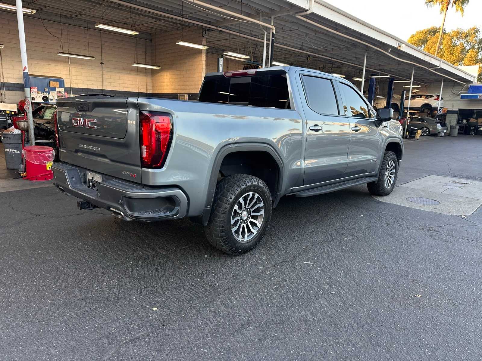 Thumbnail: 2022 GMC Sierra 1500 - 5