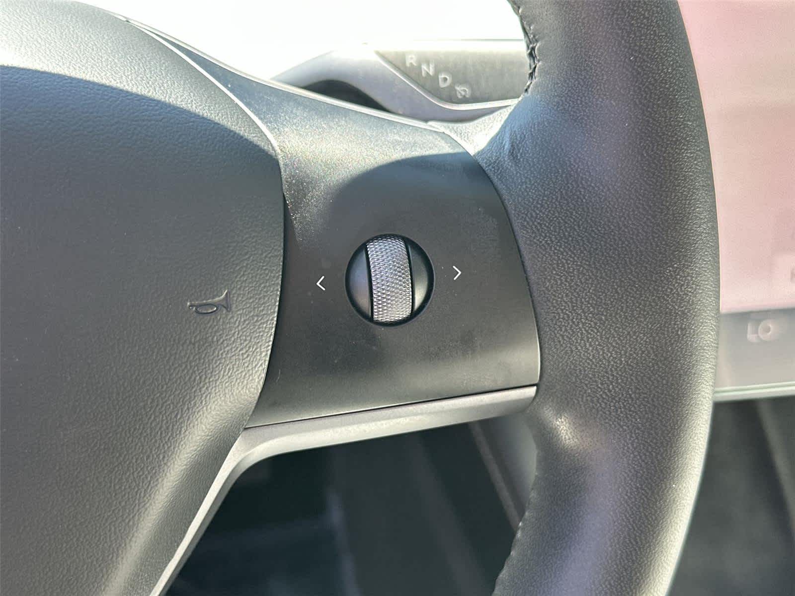 Thumbnail: 2022 Tesla Model 3 - 25