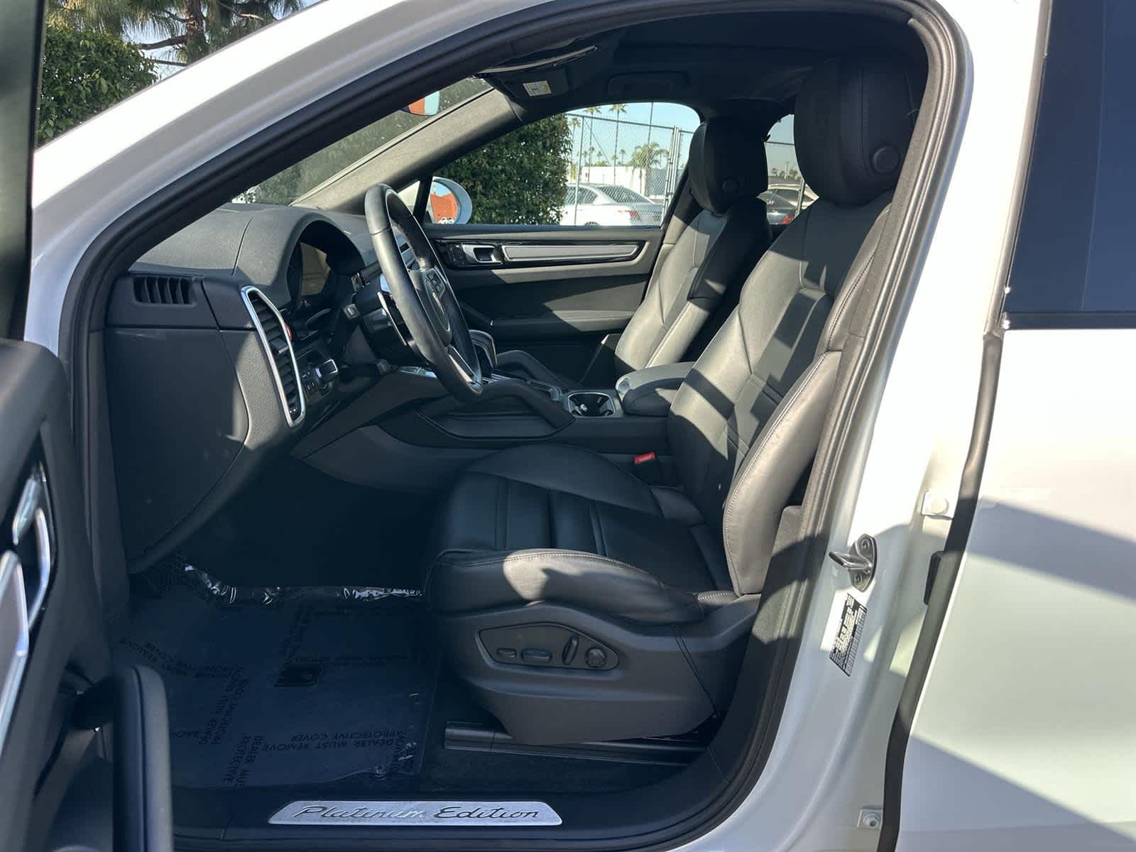 Thumbnail: 2023 Porsche Cayenne - 11