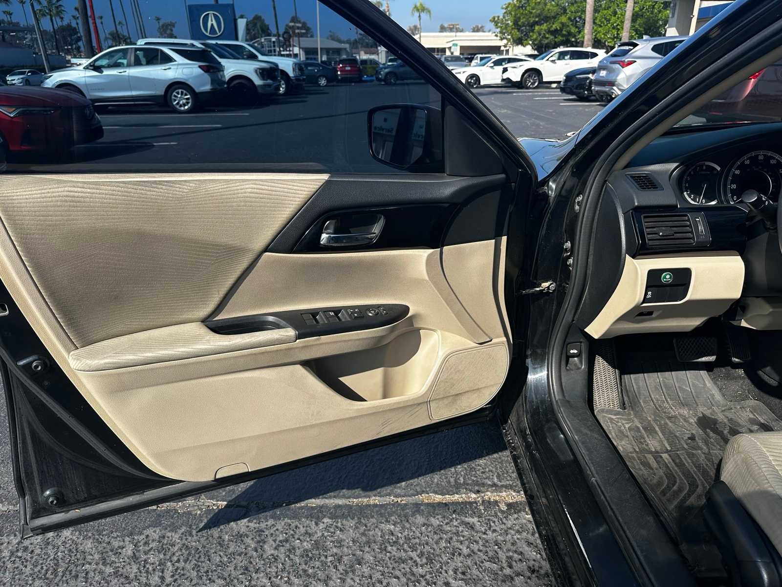 Thumbnail: 2017 Honda Accord - 10