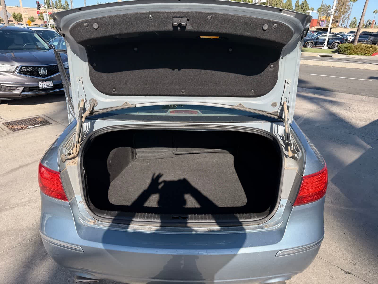 Thumbnail: 2009 Hyundai Sonata - 19