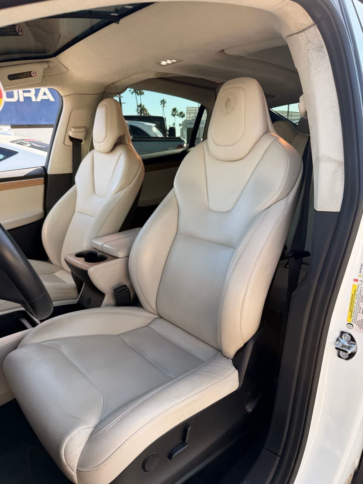 Thumbnail: 2018 Tesla Model X - 9