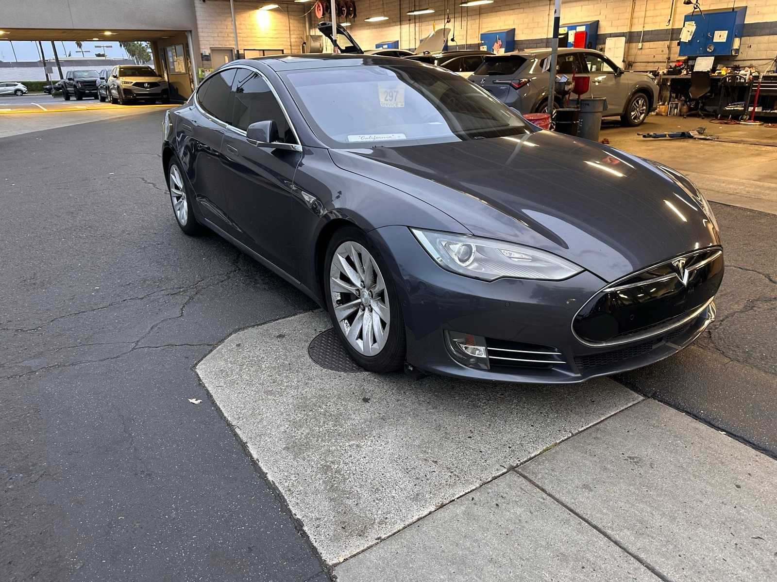 Thumbnail: 2016 Tesla Model S - 7