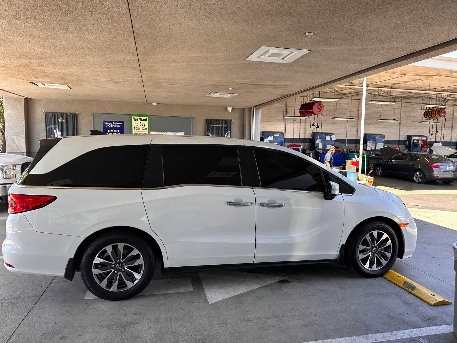 Thumbnail: 2023 Honda Odyssey - 6