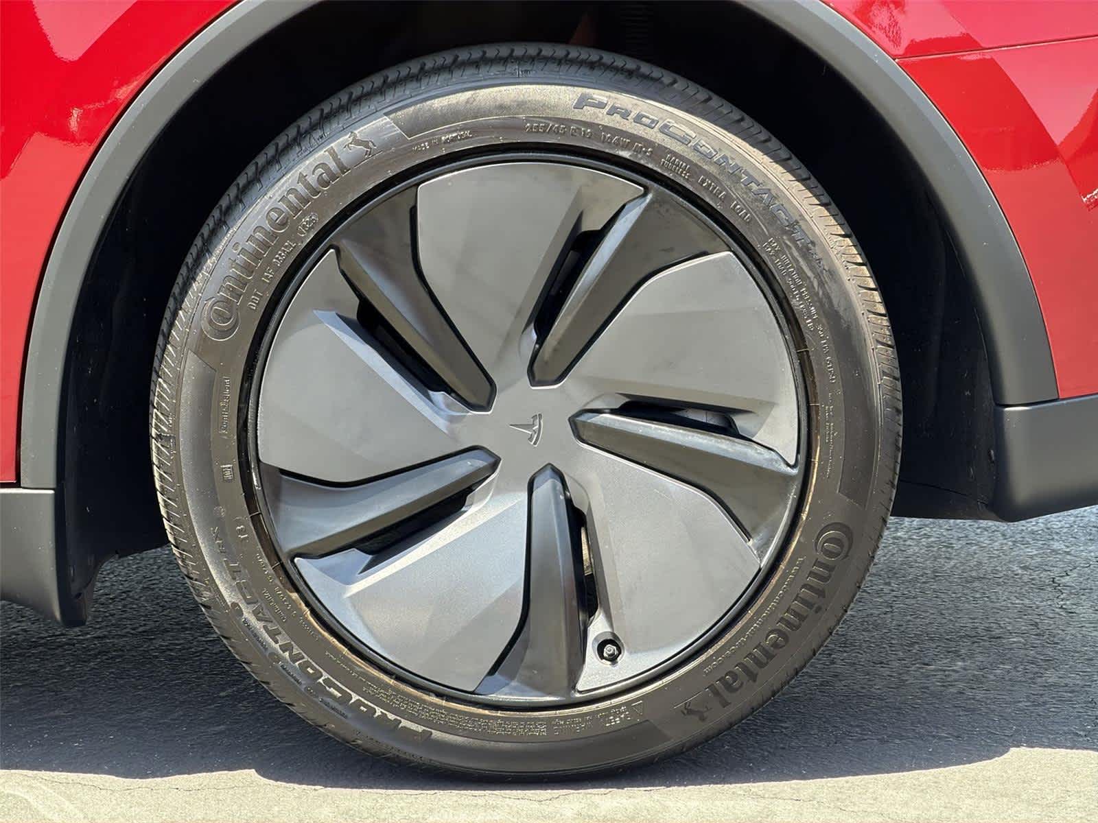 Thumbnail: 2026 Tesla Model Y - 9