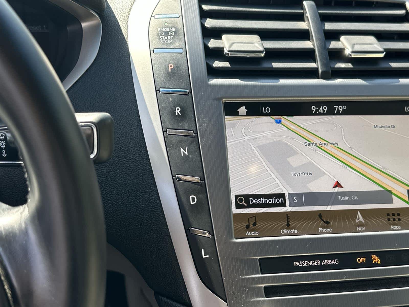 Thumbnail: 2017 Lincoln MKZ - 18