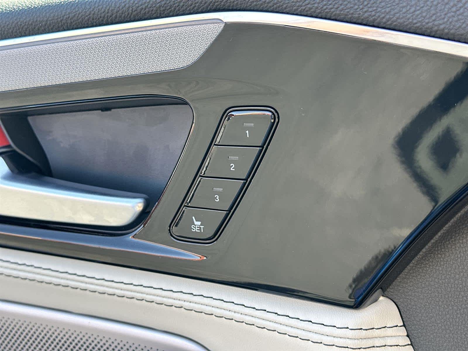 Thumbnail: 2026 Acura MDX - 30