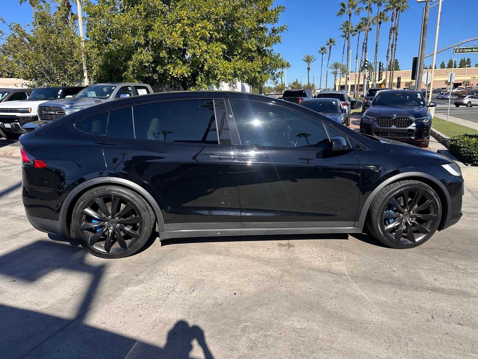 Thumbnail: 2018 Tesla Model X - 6