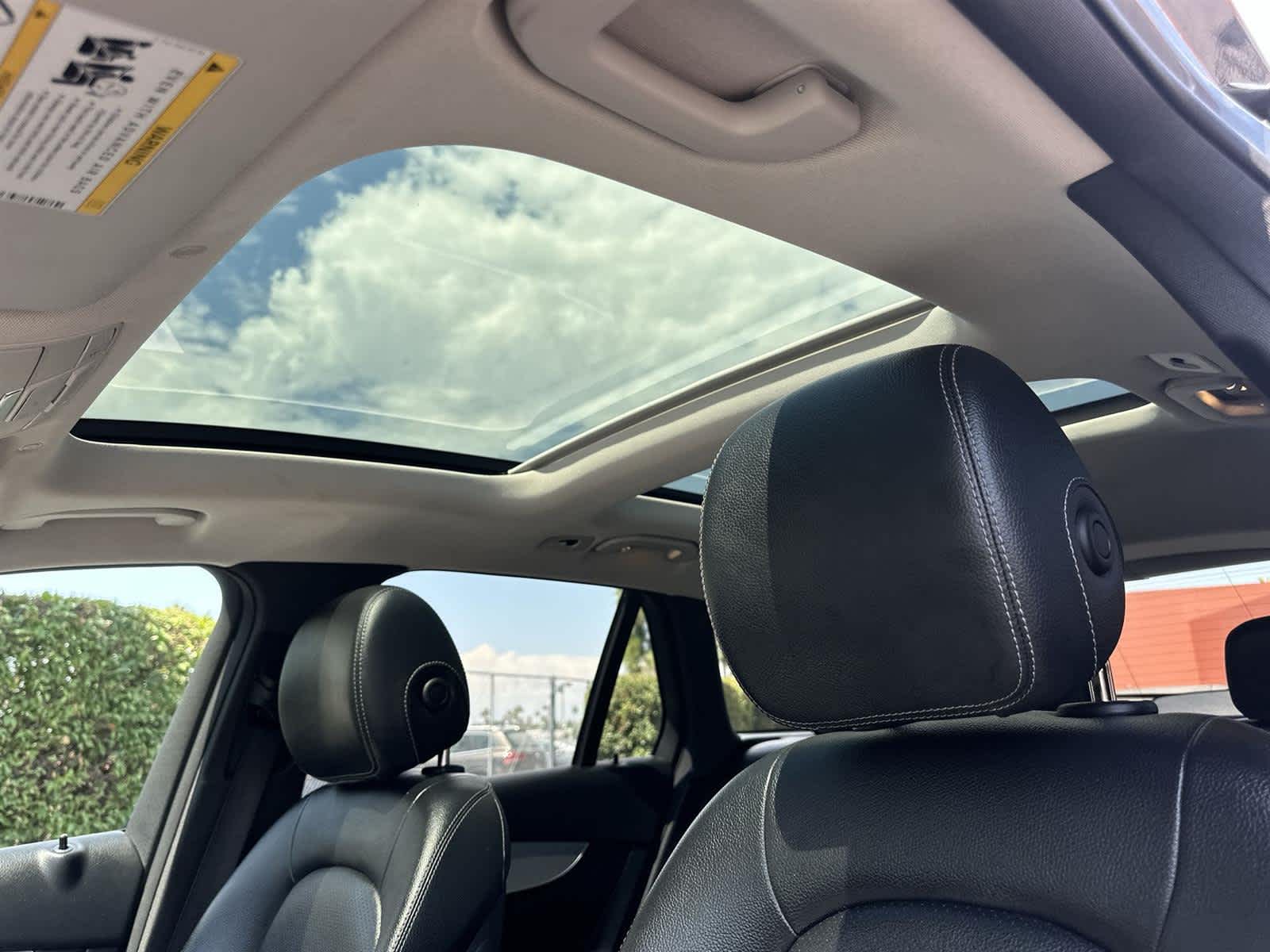 Thumbnail: 2021 Mercedes-Benz GLC - 31