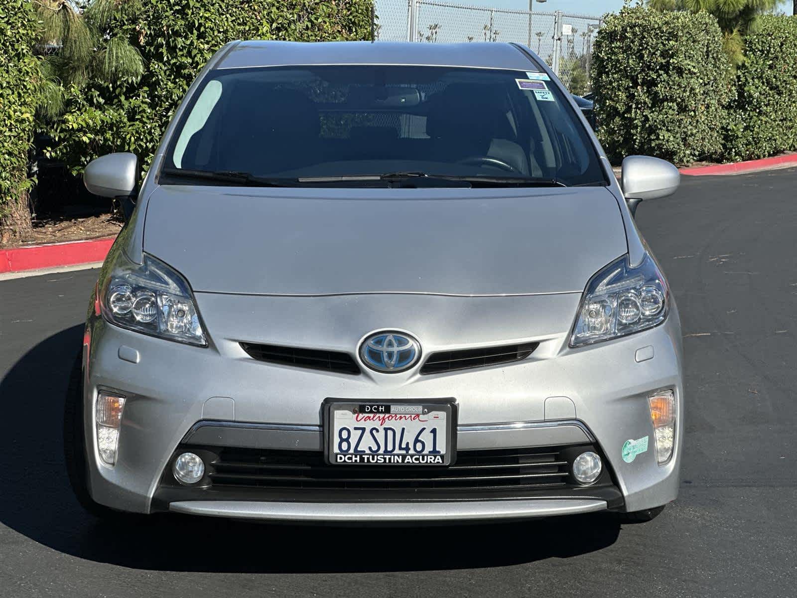 Thumbnail: 2015 Toyota Prius - 6