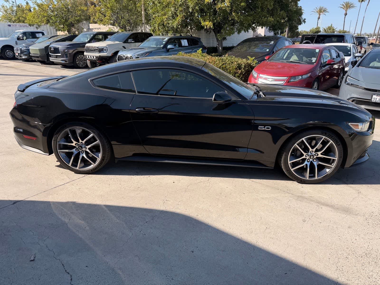 Thumbnail: 2015 Ford Mustang - 6