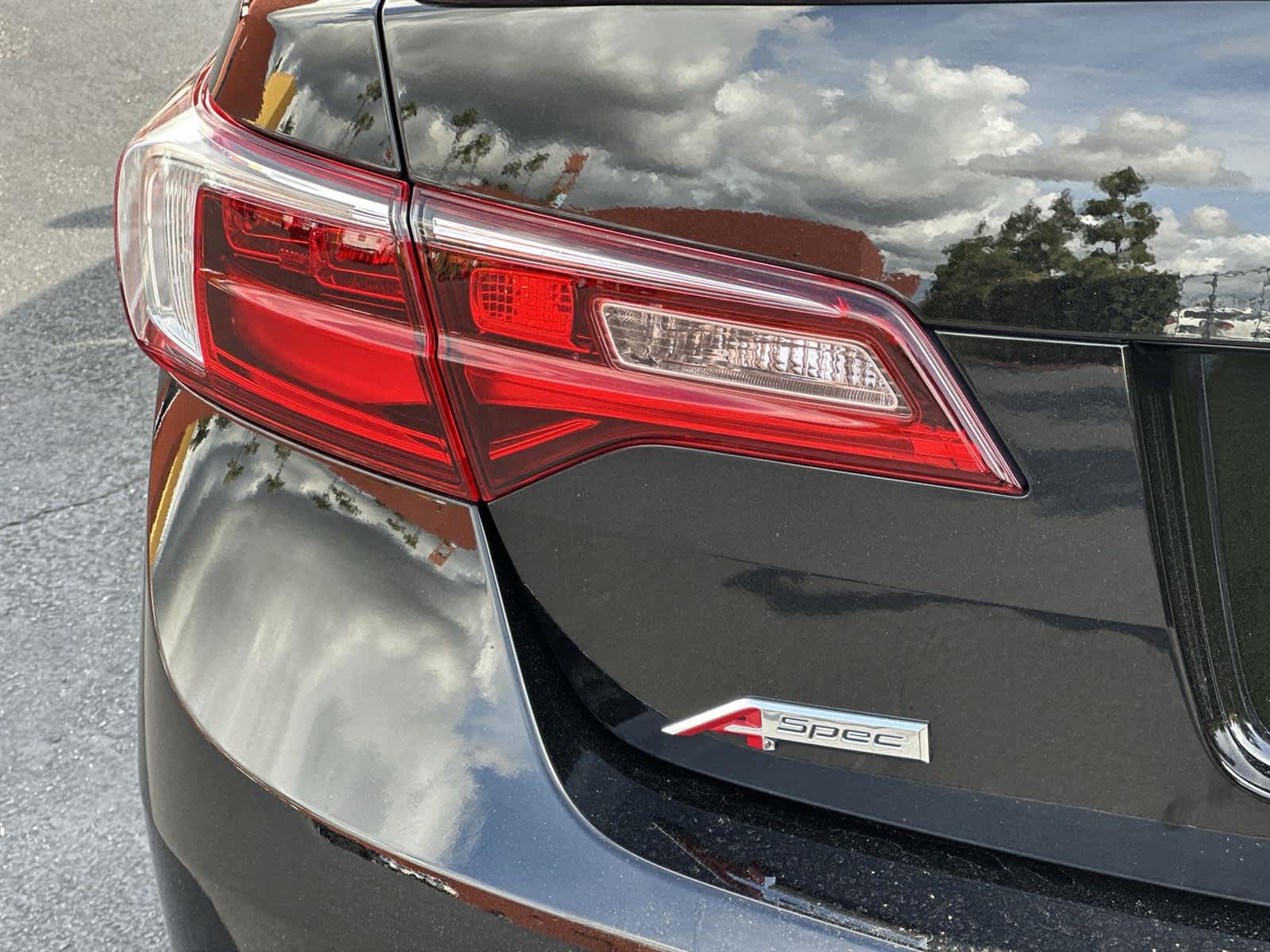 Thumbnail: 2018 Acura ILX - 7