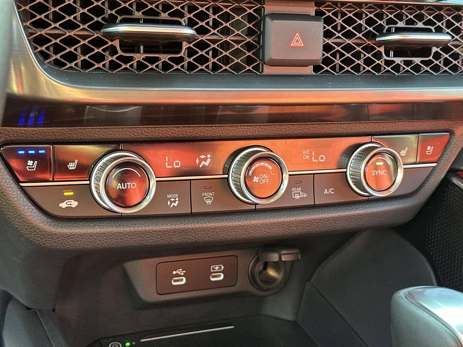 Thumbnail: 2025 Acura ADX - 27