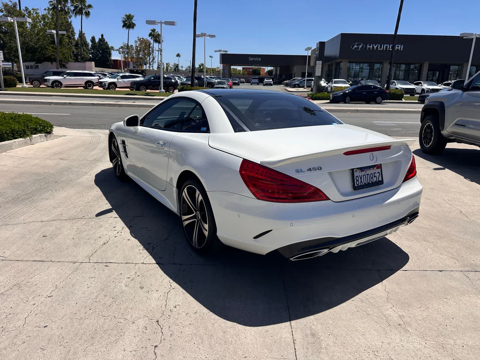 Thumbnail: 2018 Mercedes-Benz SL-Class - 3