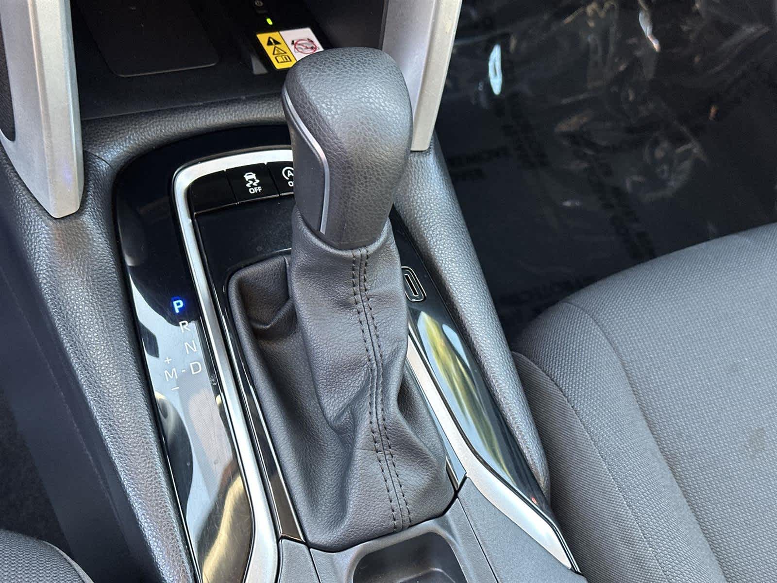 Thumbnail: 2023 Toyota Corolla Cross - 18