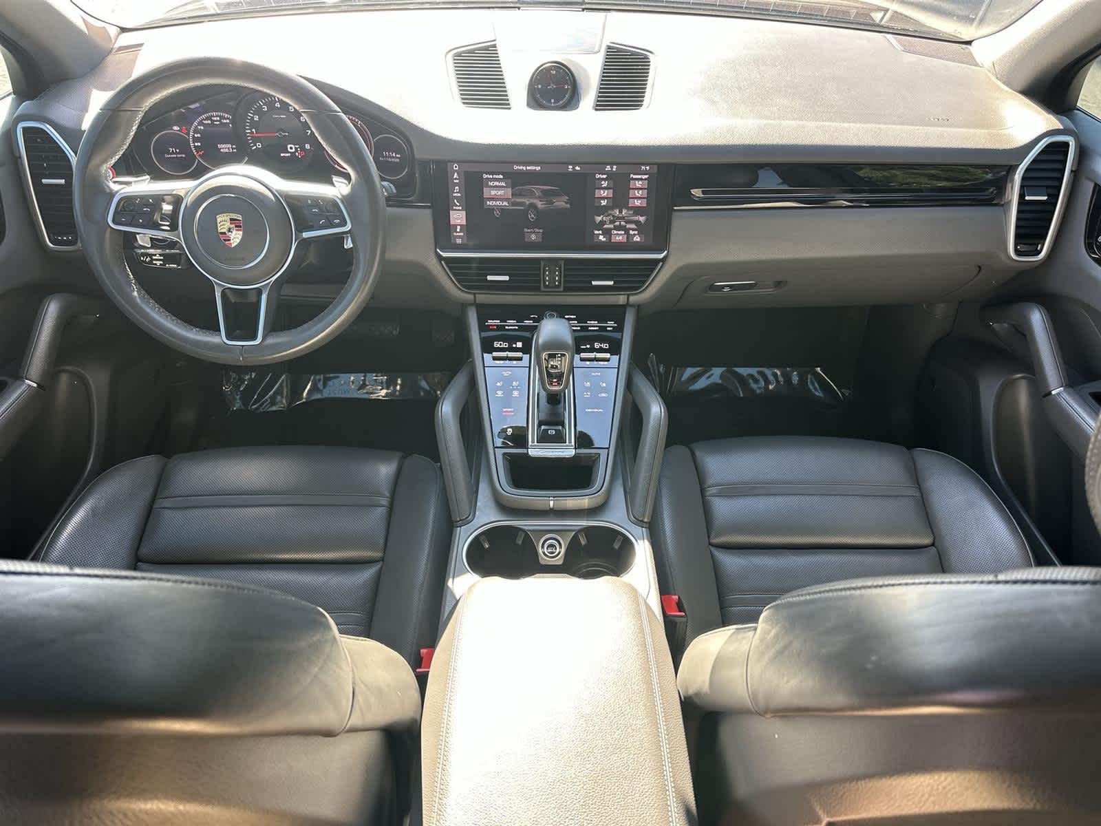 Thumbnail: 2021 Porsche Cayenne - 10