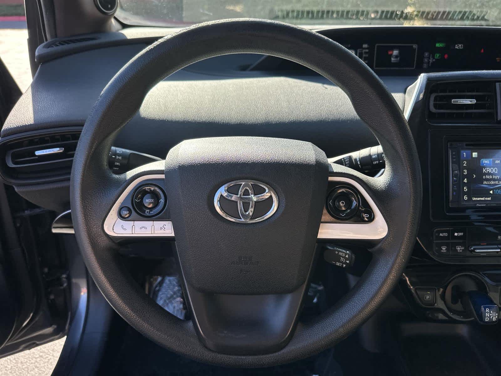 Thumbnail: 2016 Toyota Prius - 15