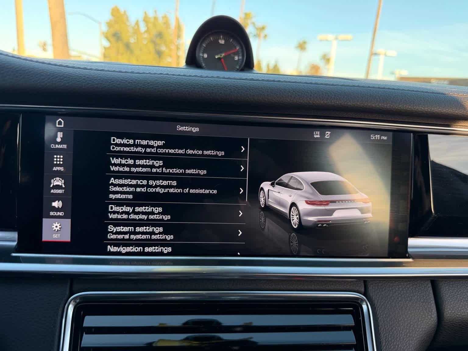 Thumbnail: 2020 Porsche Panamera - 13