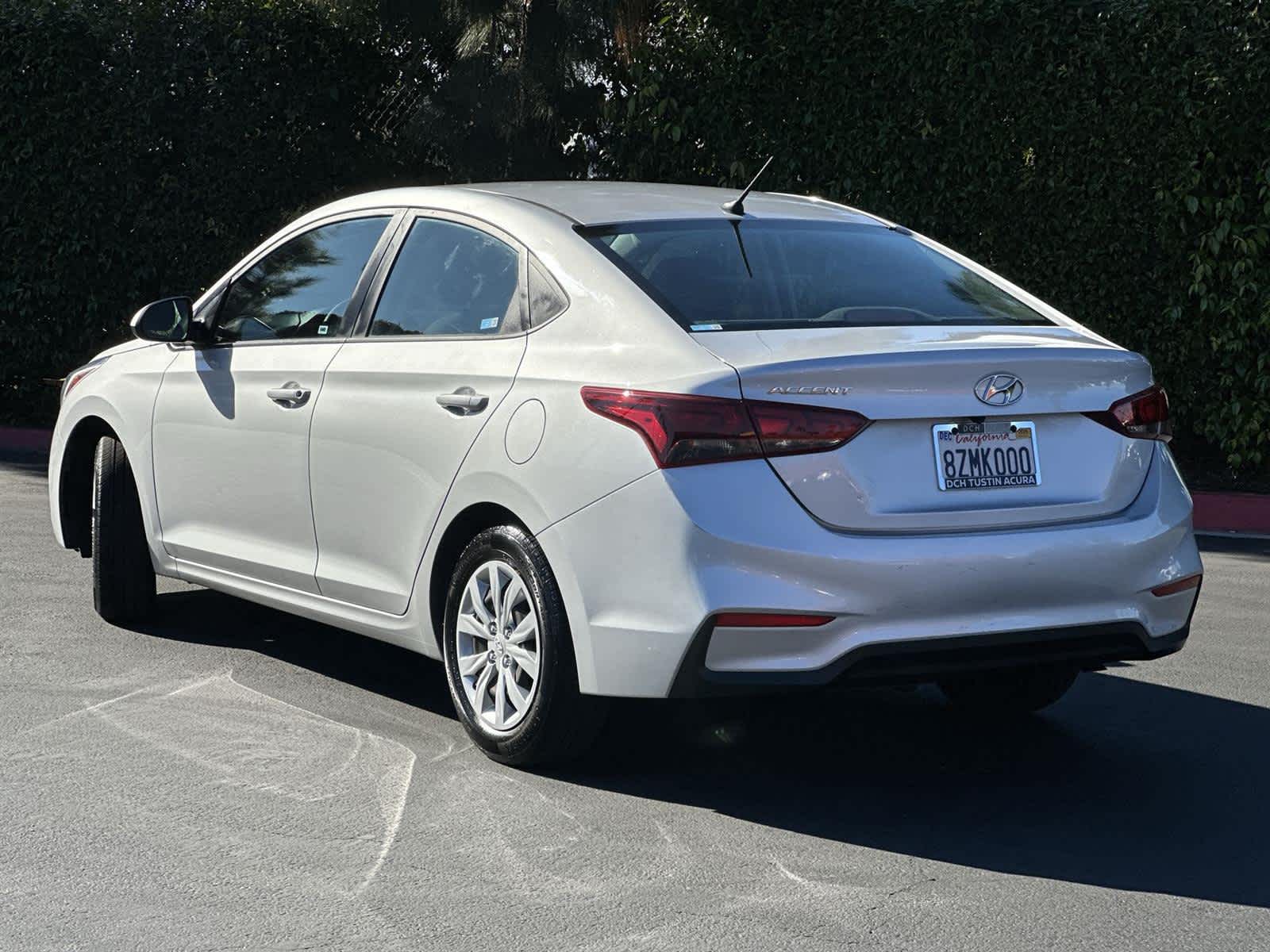 Thumbnail: 2022 Hyundai Accent - 4