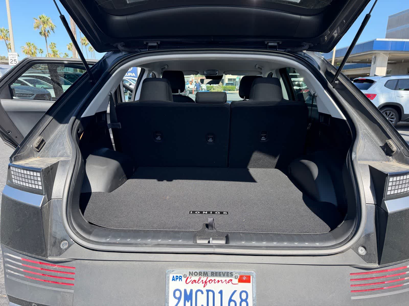 Thumbnail: 2024 Hyundai Ioniq 5 - 17