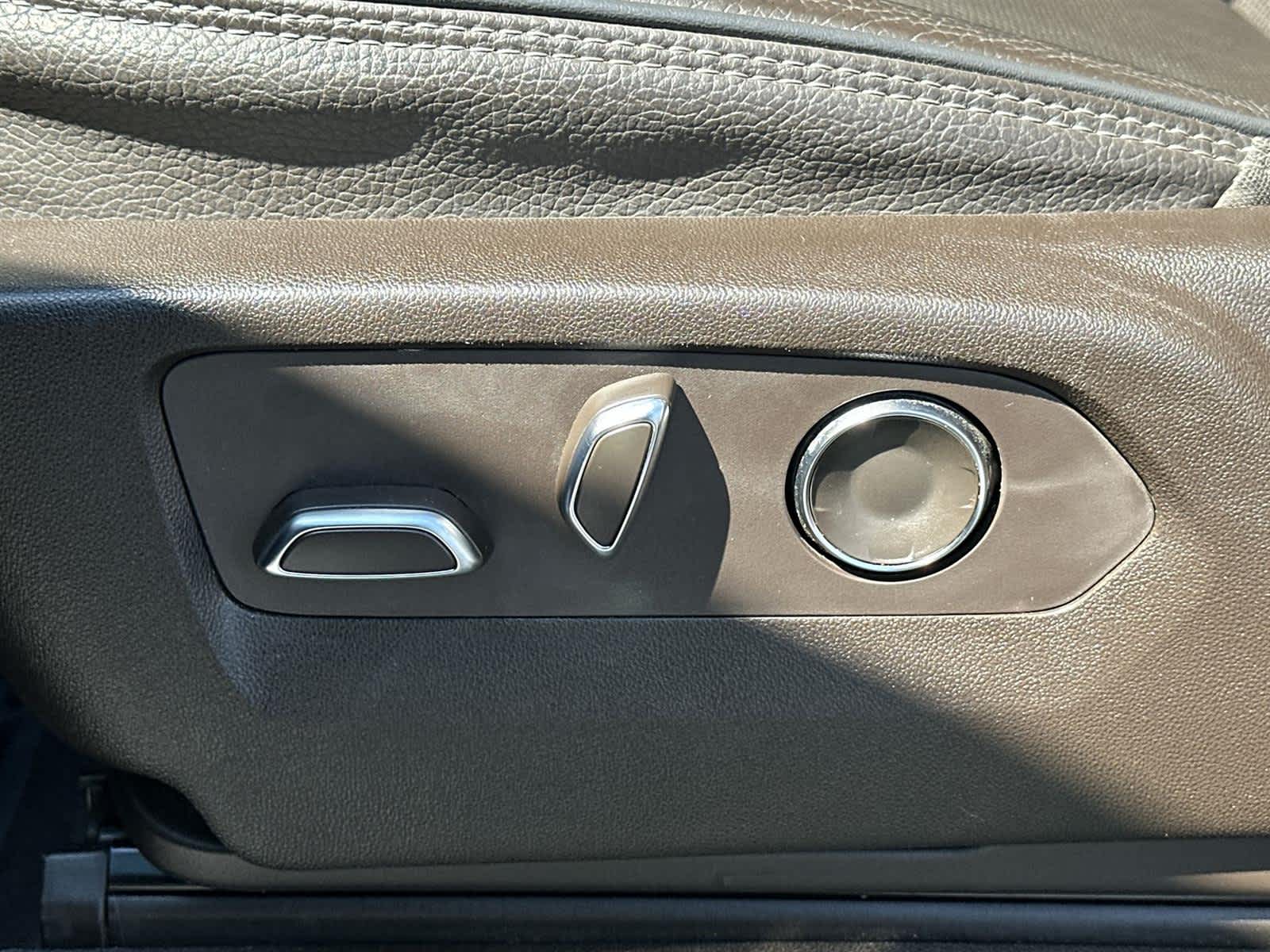 Thumbnail: 2021 GMC Yukon - 22