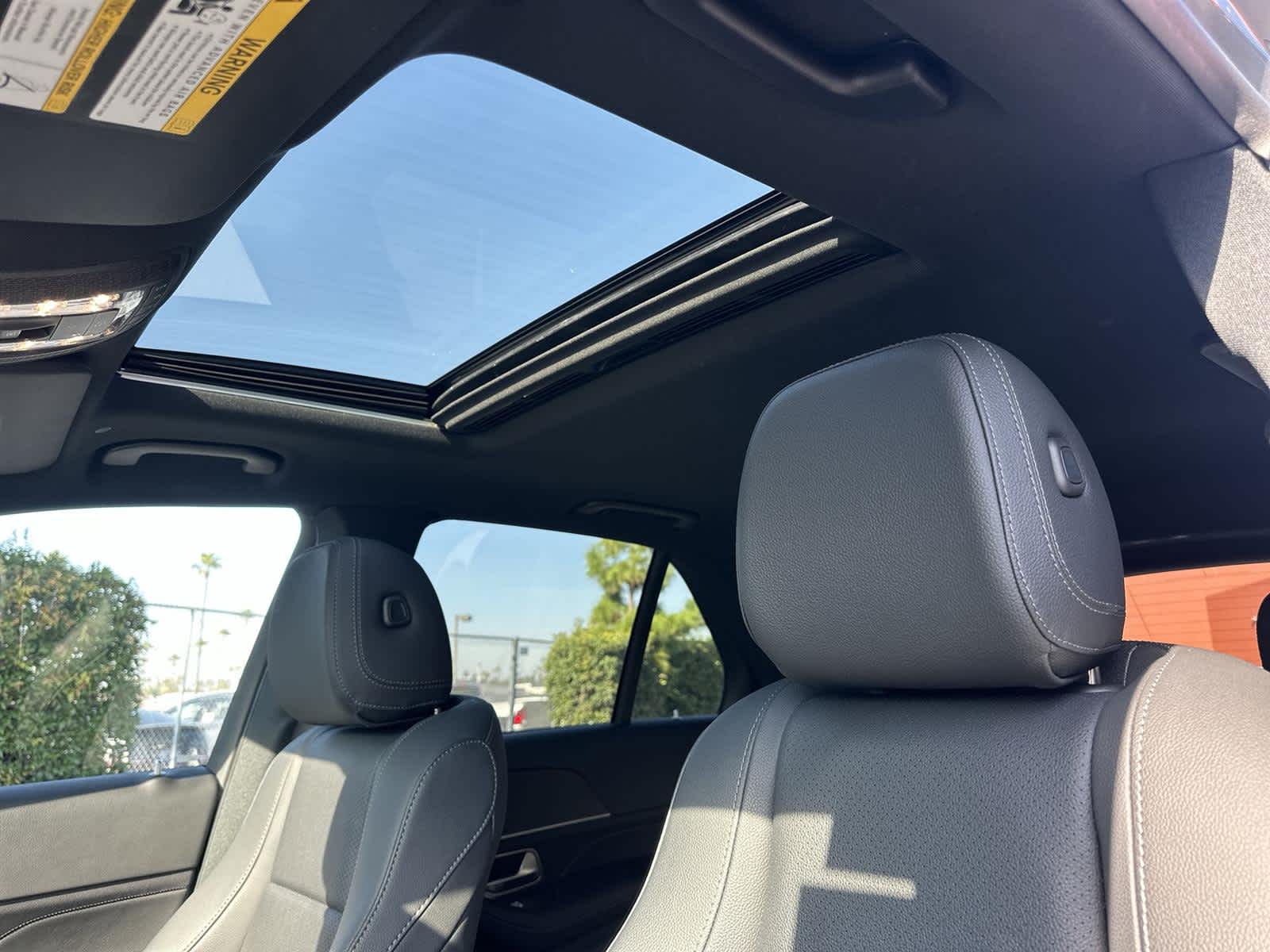 Thumbnail: 2023 Mercedes-Benz GLE - 32