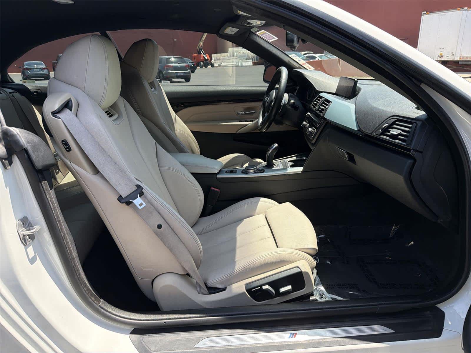 Thumbnail: 2016 BMW 4 Series - 14