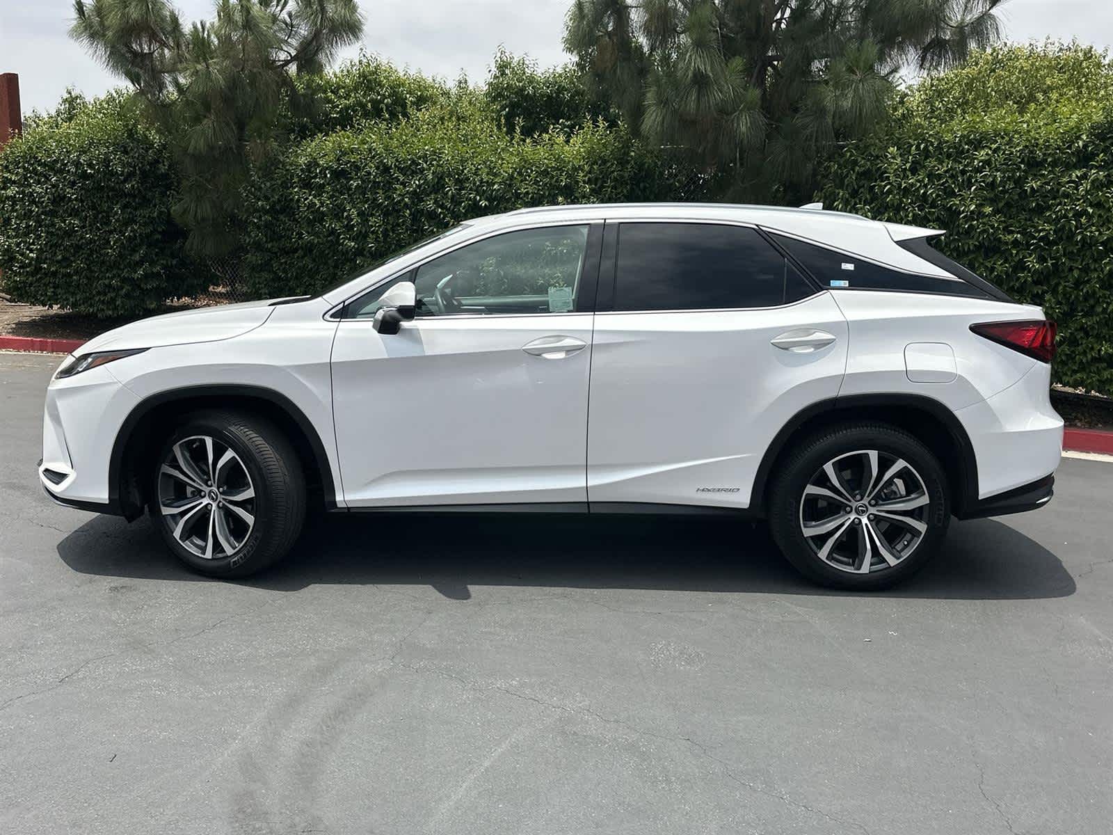 Thumbnail: 2022 Lexus RX - 3