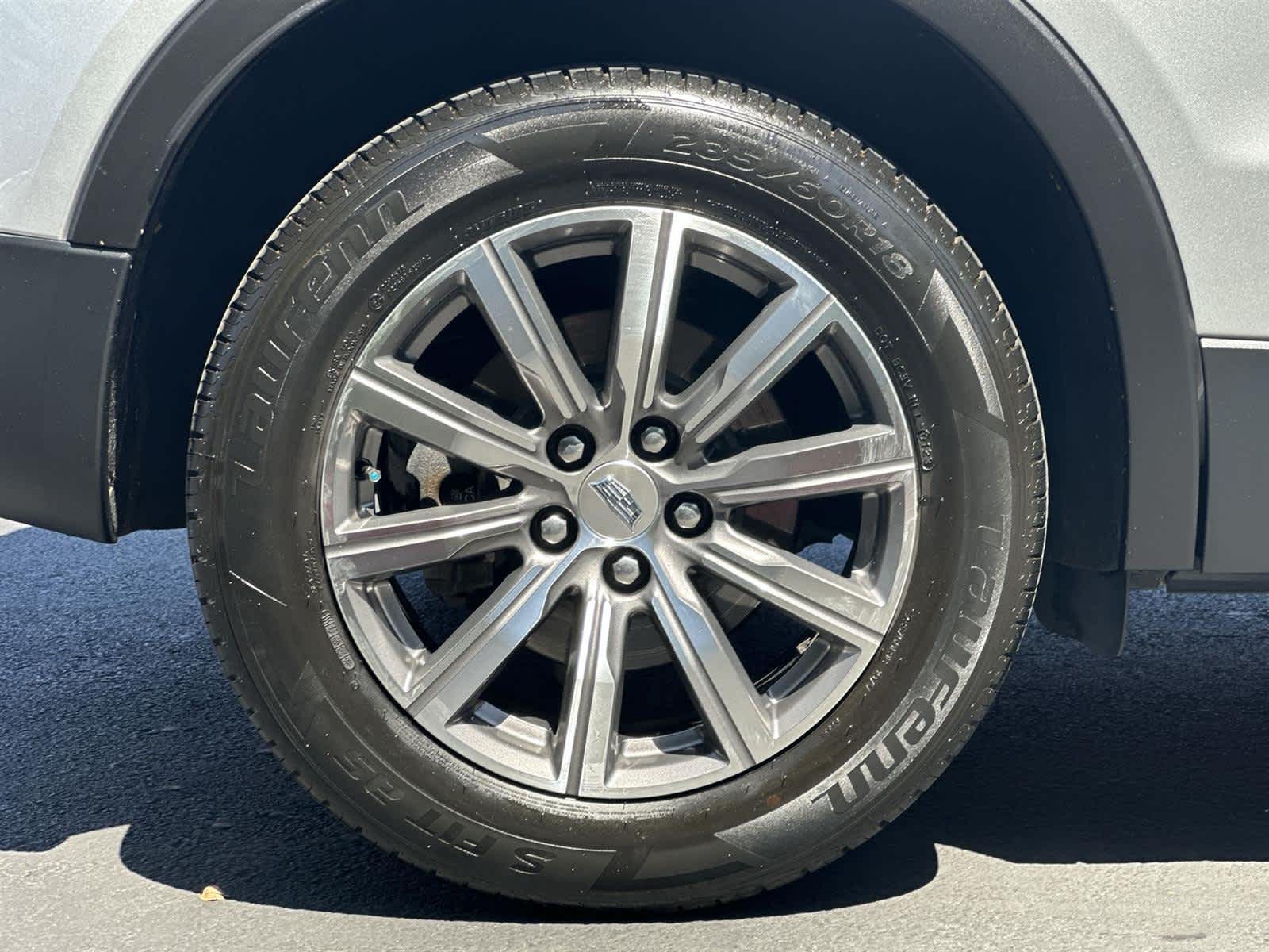Thumbnail: 2019 Cadillac XT4 - 8
