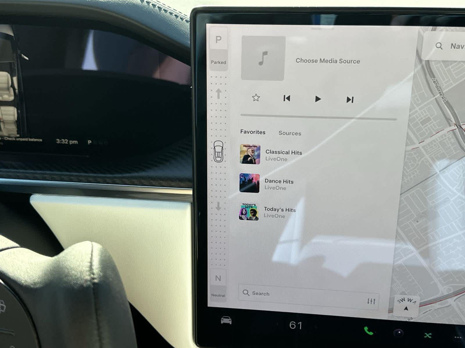 Thumbnail: 2023 Tesla Model X - 18