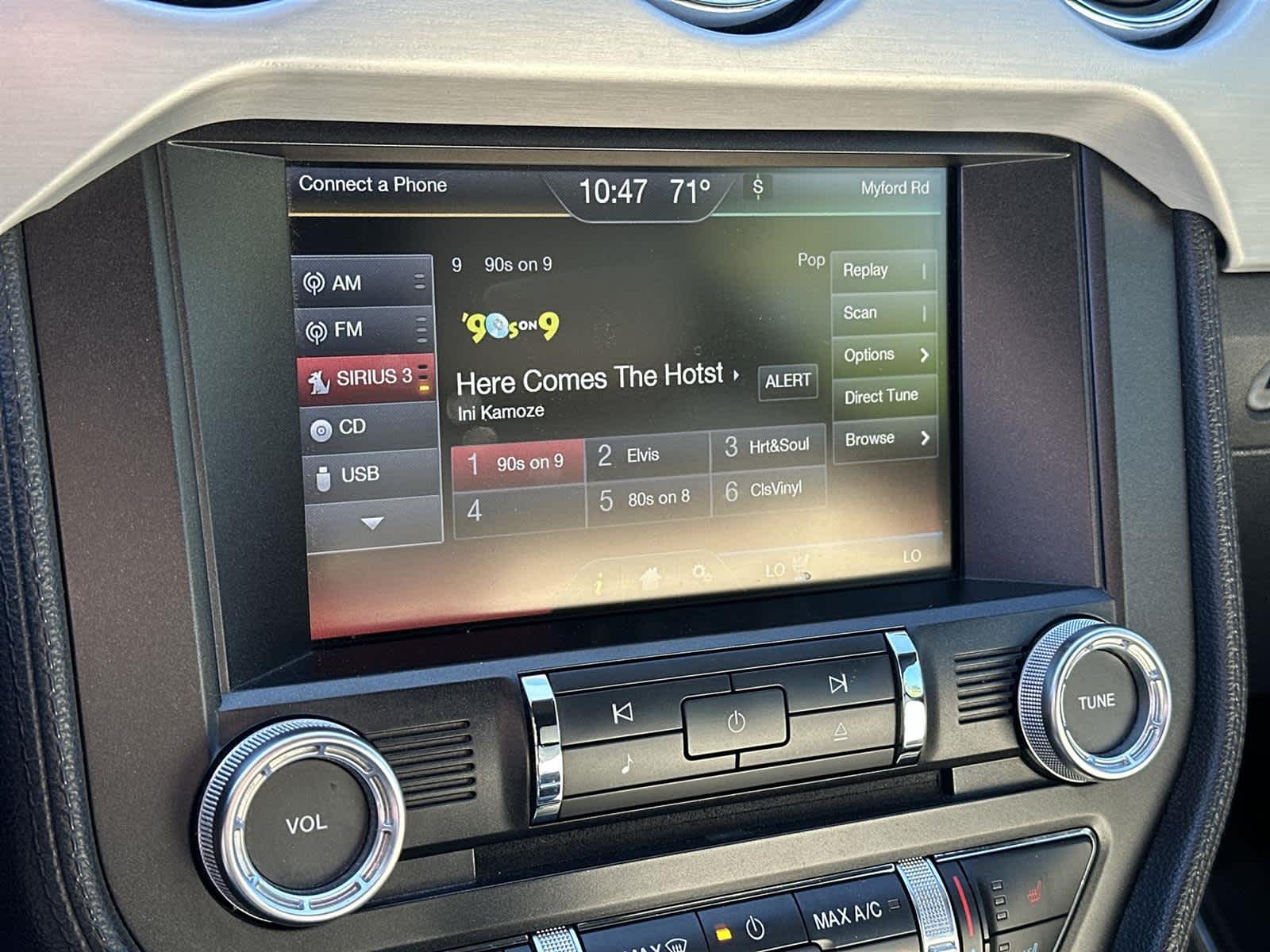 Thumbnail: 2015 Ford Mustang - 16