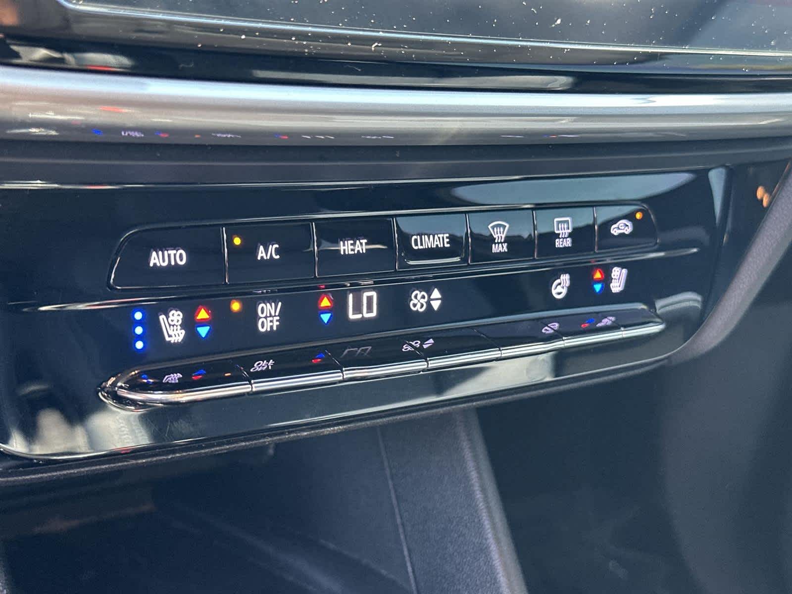 Thumbnail: 2023 Chevrolet Bolt EUV - 27