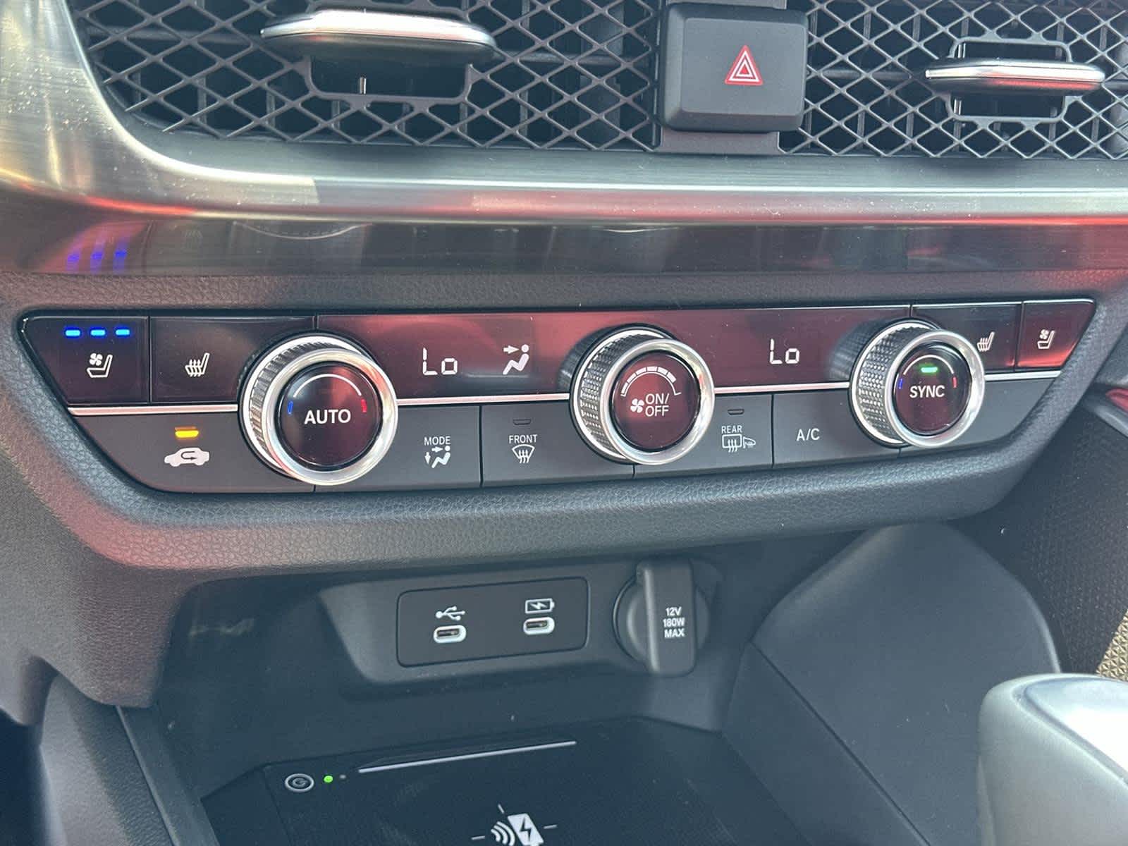 Thumbnail: 2025 Acura ADX - 25