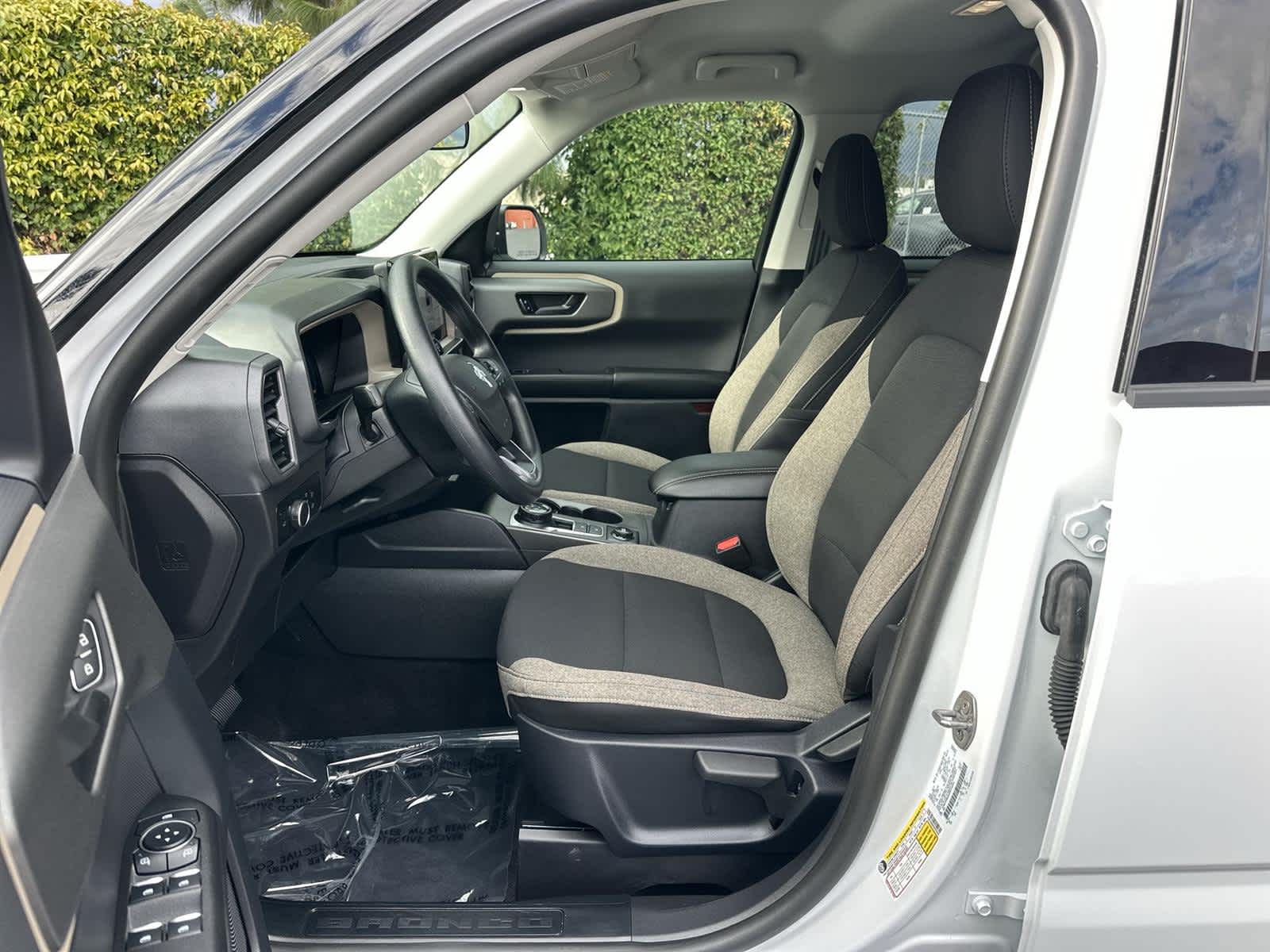 Thumbnail: 2025 Ford Bronco Sport - 11