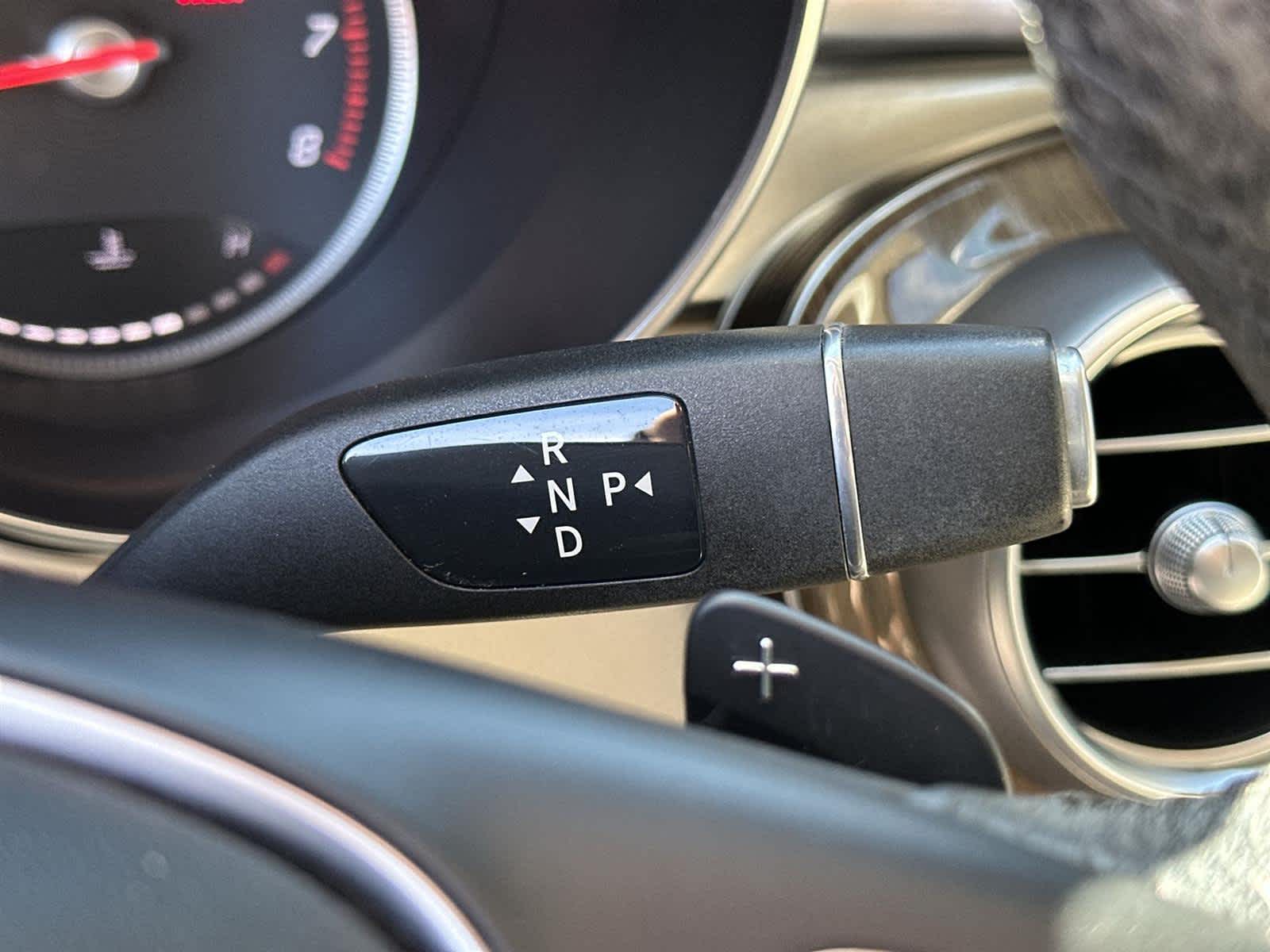 Thumbnail: 2018 Mercedes-Benz GLC - 18